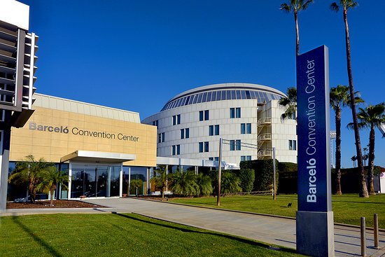 فنادق مع مسابح في مدينة إشبيلية