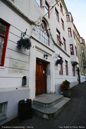 فنادق قريبة من أكواريوم أليسوند 