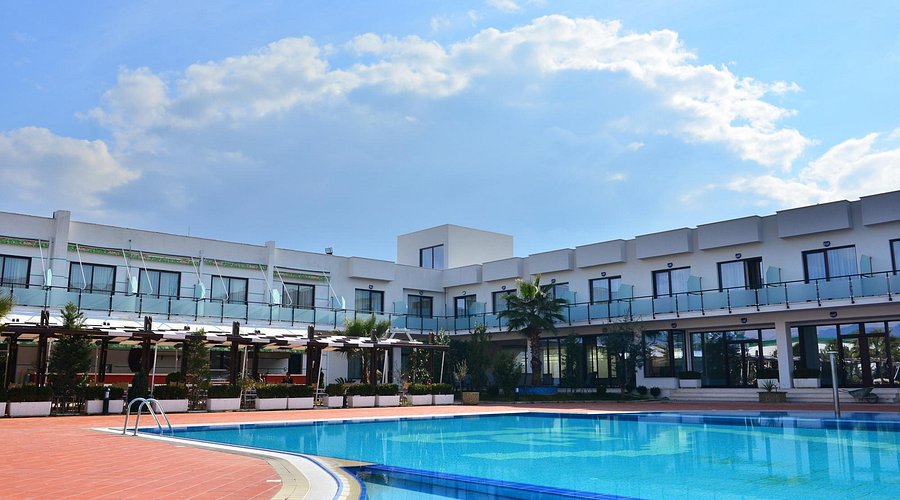 فنادق مع مسبح في تيرانا