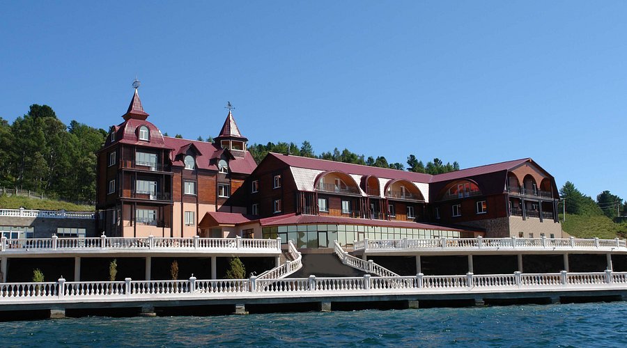 فنادق بالقرب من البحيرة بايكال