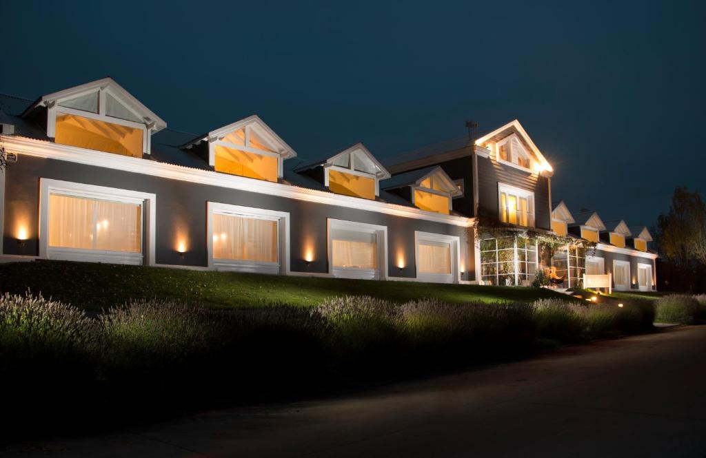 فنادق بإطلالة على بحيرة أرجنتينو في إل كالاڤاتي