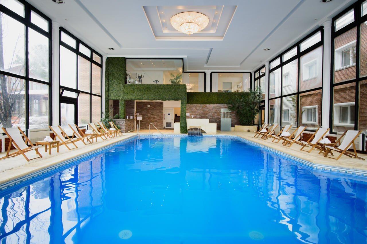 فنادق بإطلالة على بحيرة أرجنتينو في إل كالاڤاتي