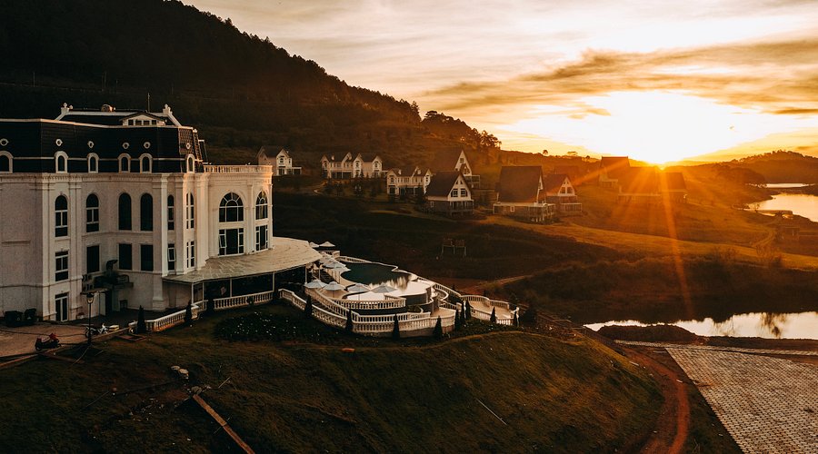 فنادق بإطلالة جبلية رائعة في دا لات