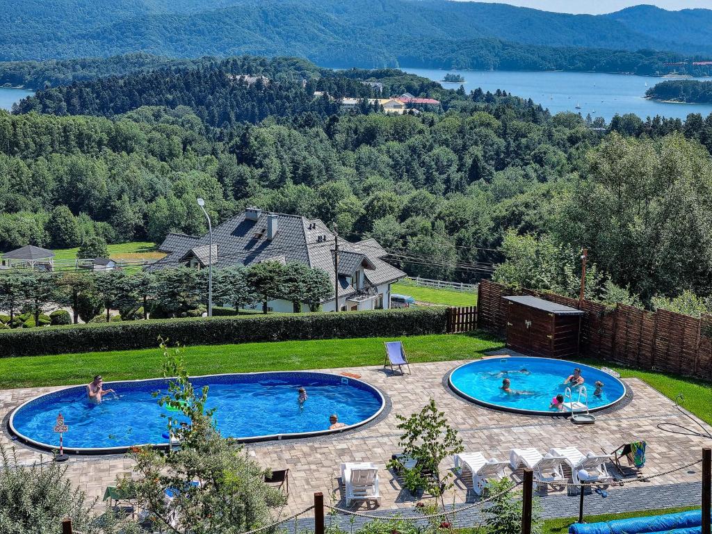 فنادق بإطلالات خلابة على بحيرة سولينا