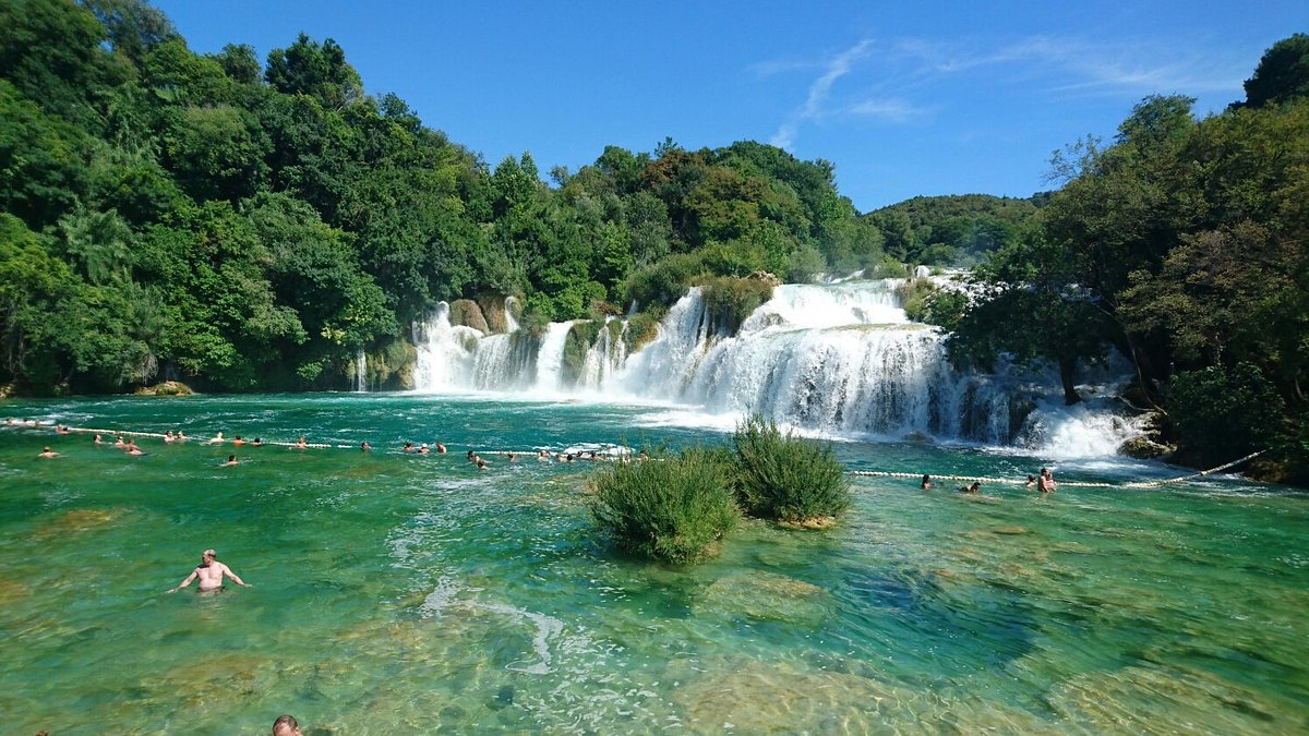 فنادق بالقرب من مدخل شلال سكردين للعائلات