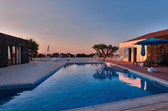 فنادق مناسبة للعائلات في مادالينا (جزيرة بيكو)