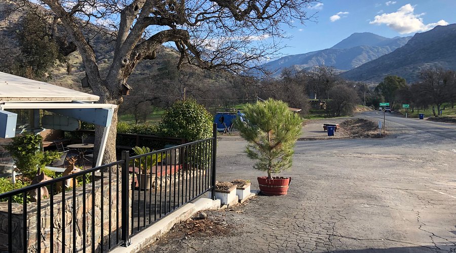 فنادق رومانسية بالقرب من منتزه سيكويا الوطني