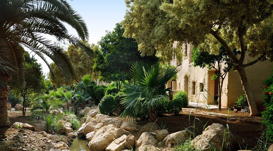 فنادق عائلية بالقرب من وادي الموجب 