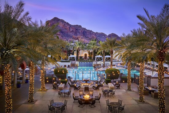 فنادق ومنتجعات مع مسابح في فينيكس