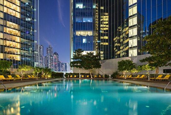 فنادق دبي شاملة إفطار مجاني