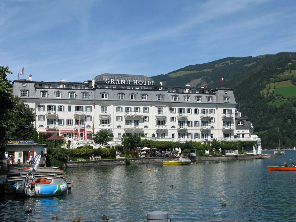 Grand Hotel