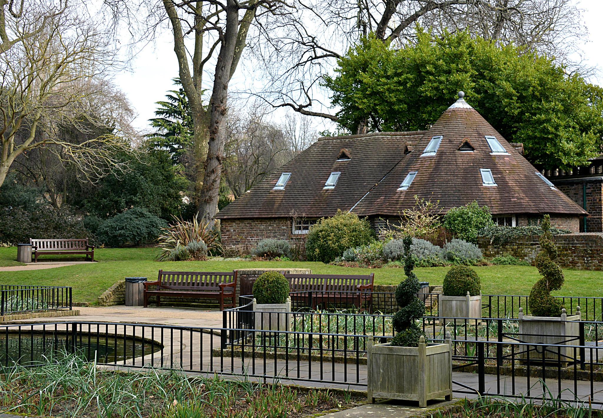 Holland Park